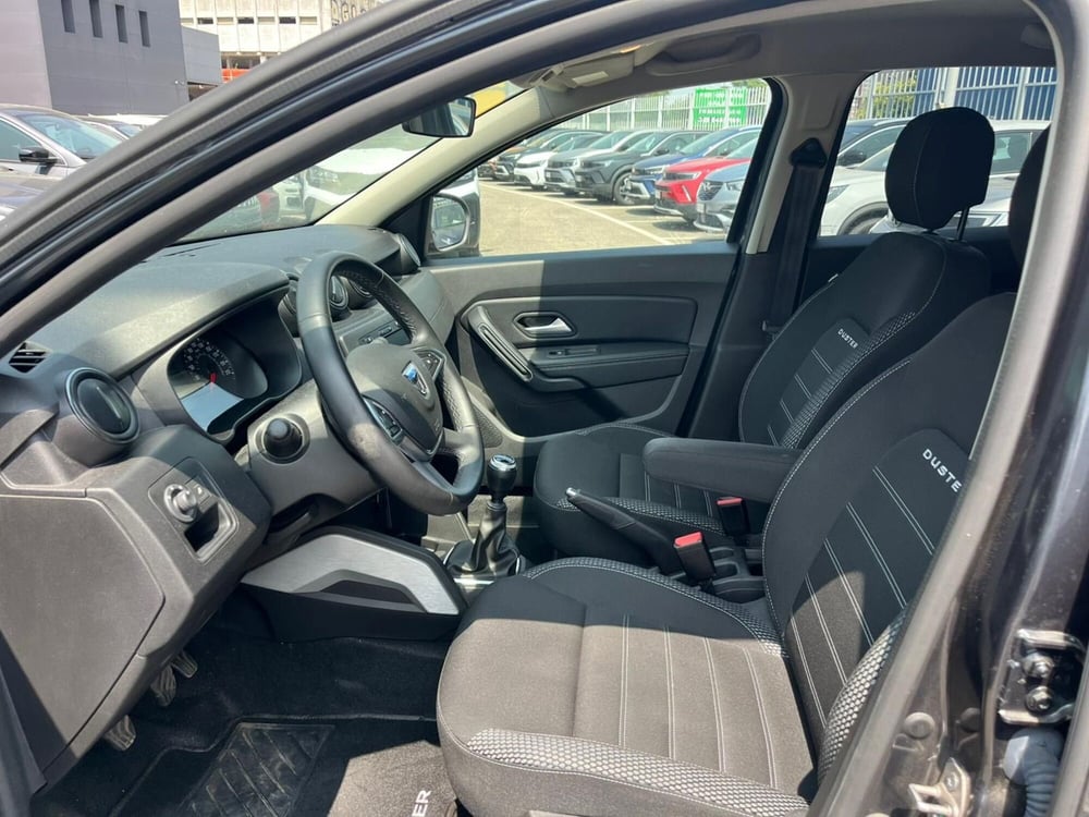 Dacia Duster usata a Milano (11)