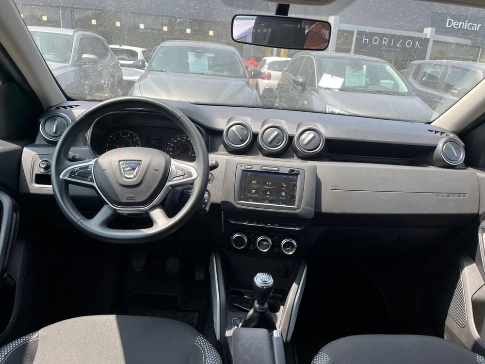 Dacia Duster usata a Milano (16)