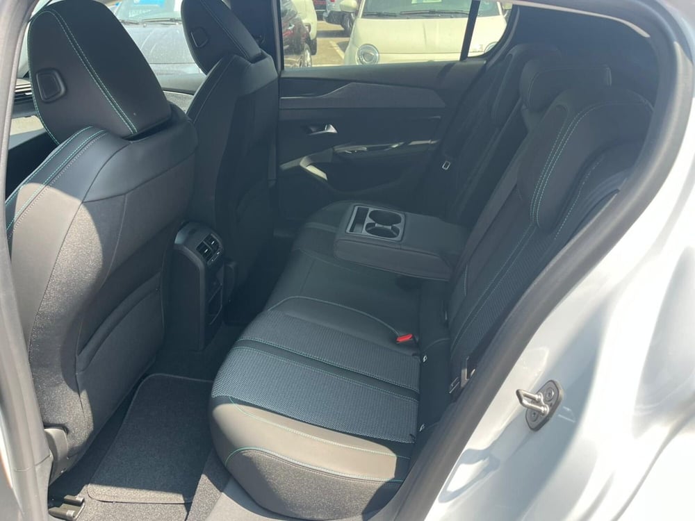 Peugeot 308 nuova a Milano (12)