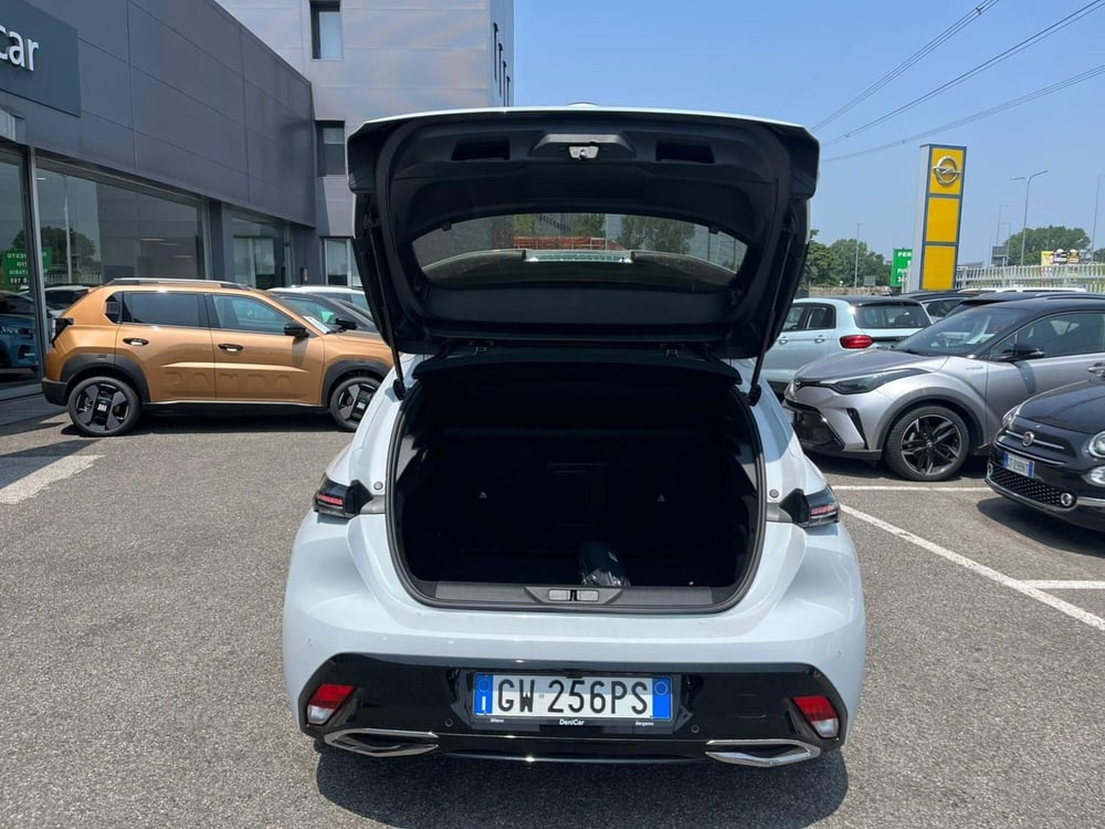 Peugeot 308 nuova a Milano (9)