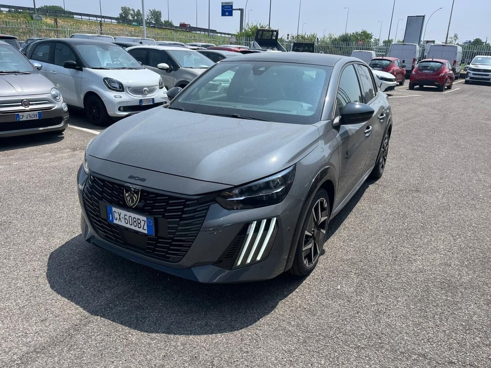 Peugeot 208 usata a Milano