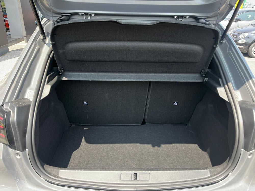 Peugeot 208 usata a Milano (10)