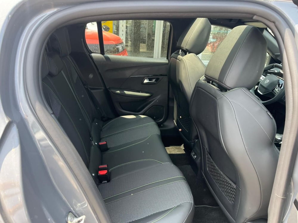 Peugeot 208 usata a Milano (17)