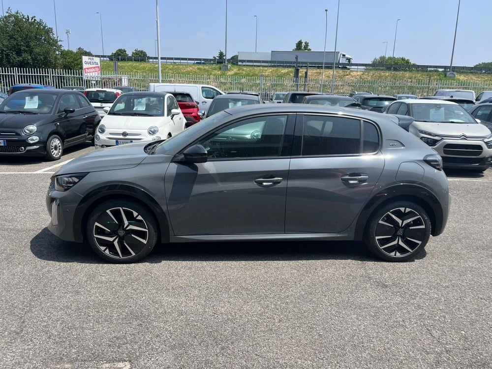 Peugeot 208 usata a Milano (4)