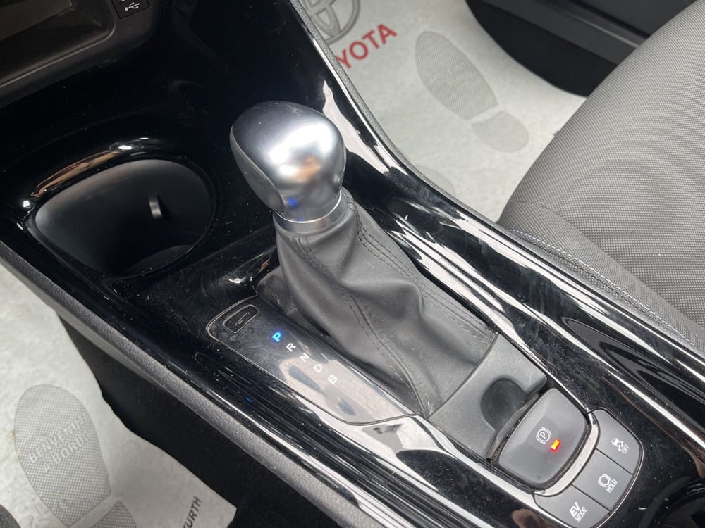 Toyota Toyota C-HR usata a Ragusa (16)