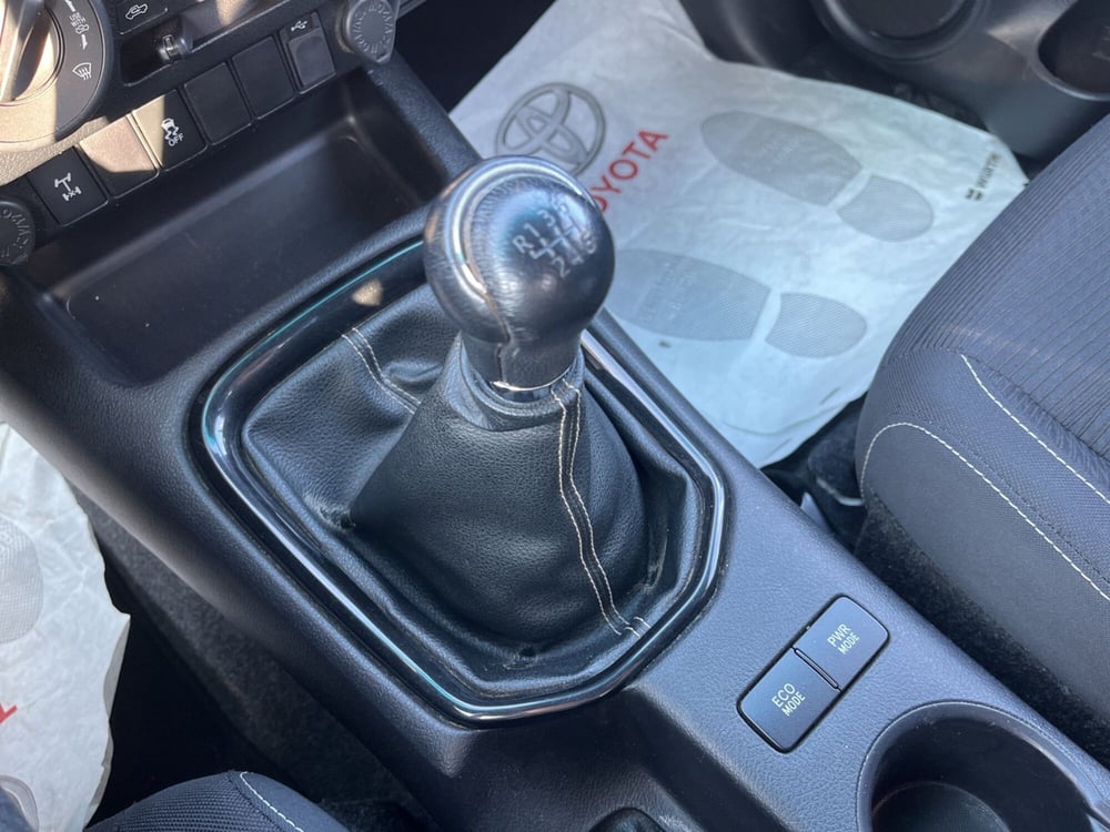 Toyota Hilux usata a Ragusa (15)
