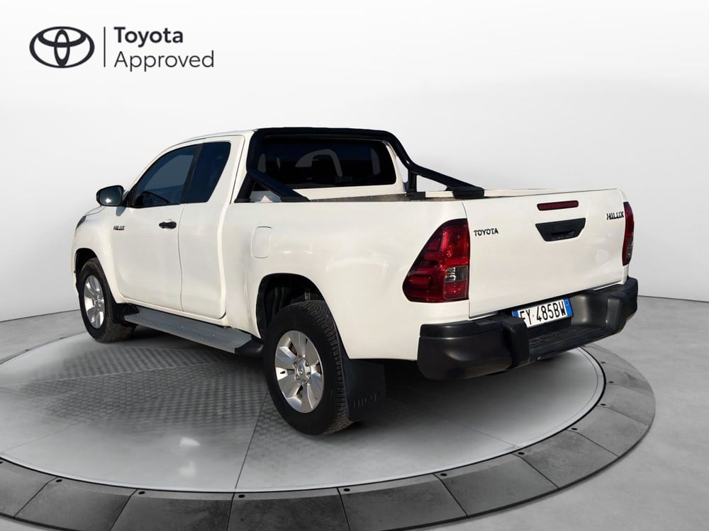 Toyota Hilux usata a Ragusa (4)