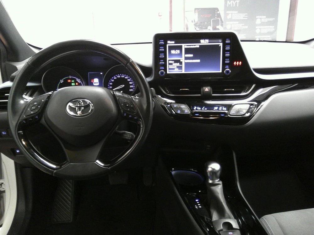 Toyota Toyota C-HR usata a Treviso (16)