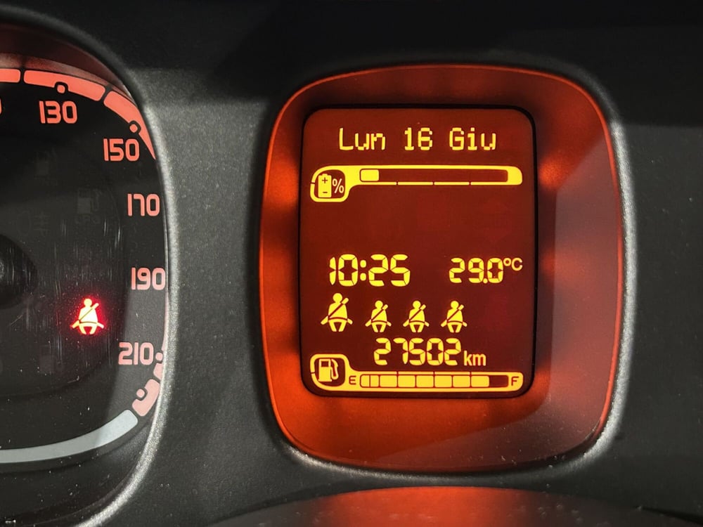 Fiat Panda usata a Milano (9)