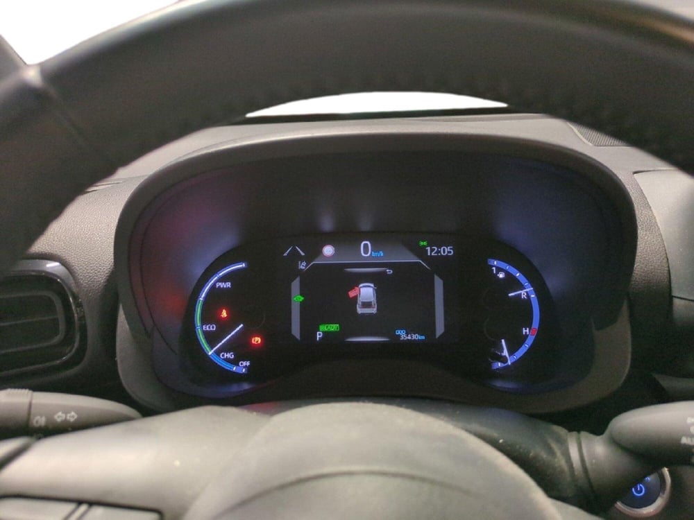 Toyota Yaris Cross usata a Milano (14)