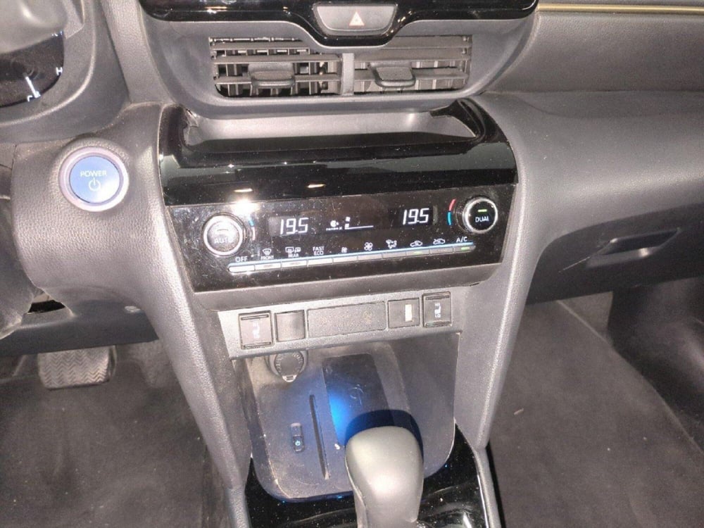 Toyota Yaris Cross usata a Milano (15)