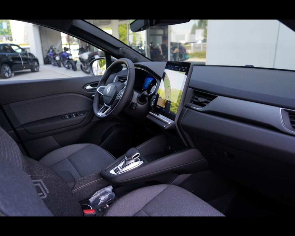 Renault Symbioz nuova a Treviso (13)
