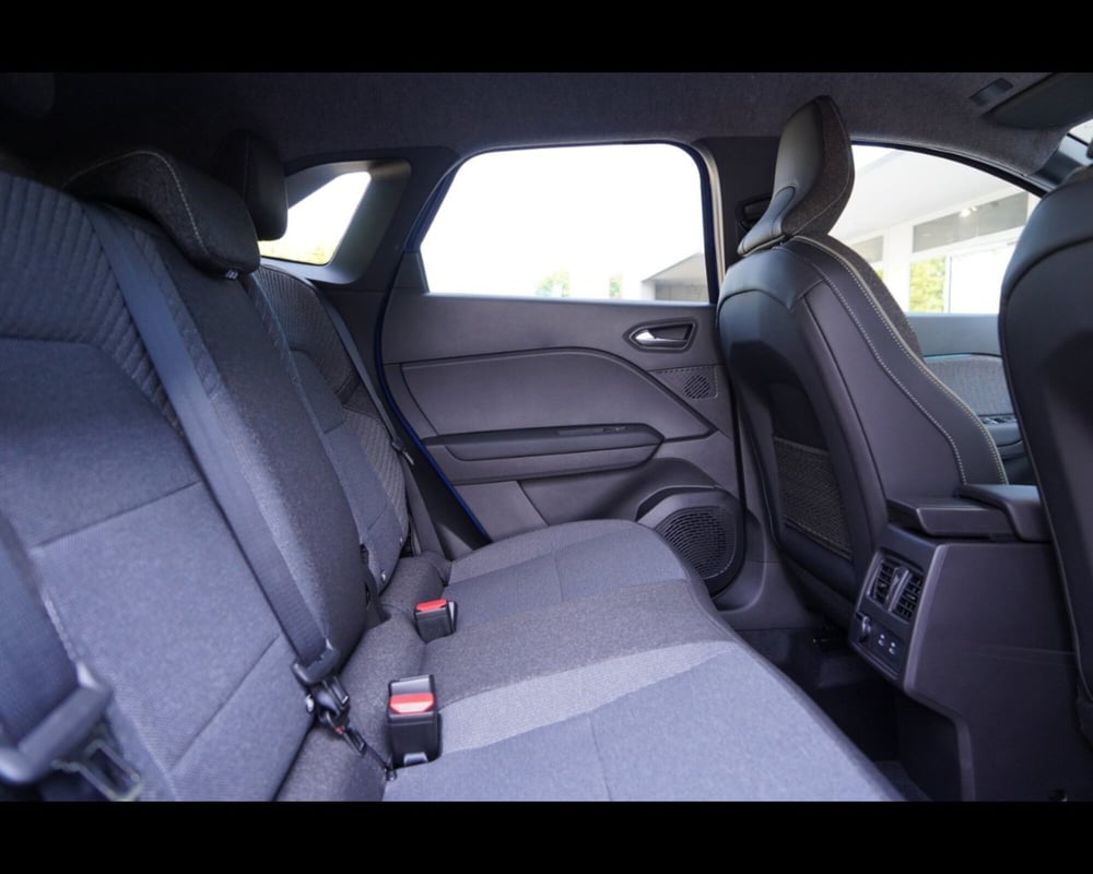 Renault Symbioz nuova a Treviso (14)