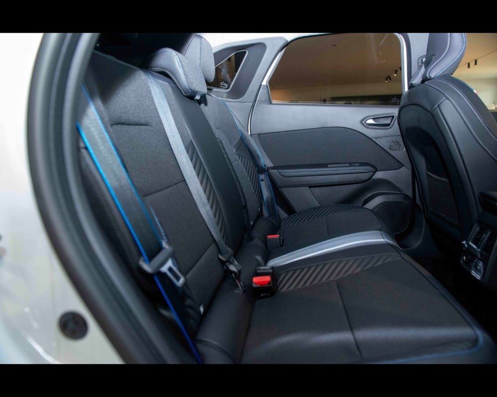 Renault Symbioz nuova a Treviso (14)