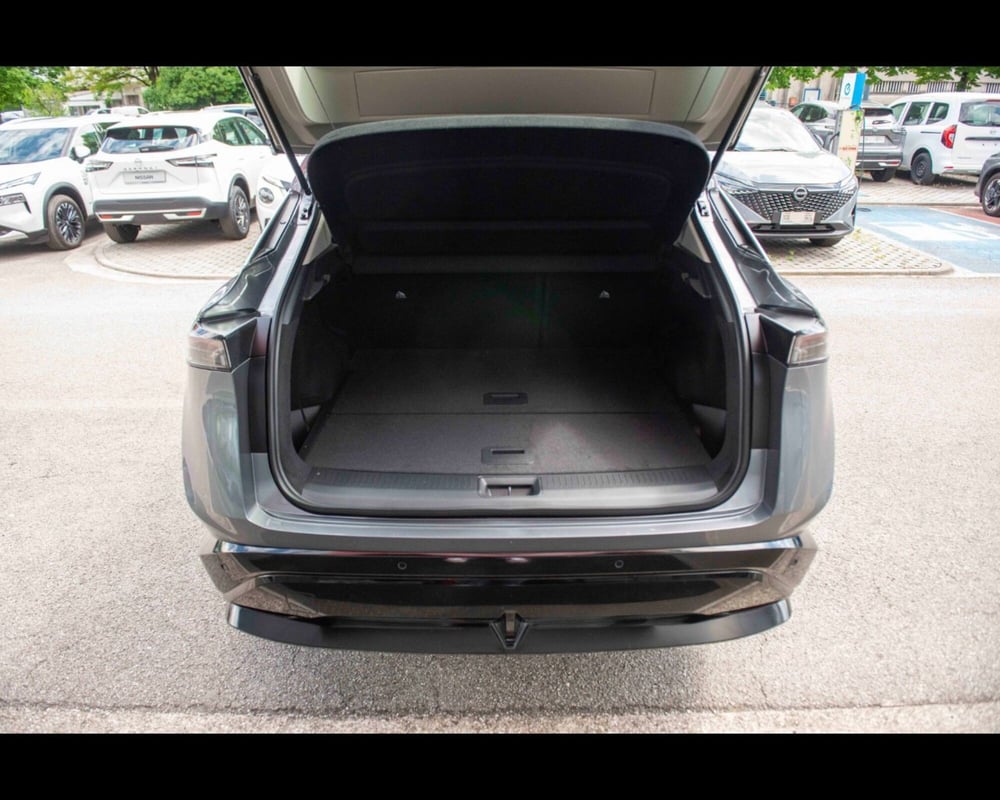Nissan Ariya nuova a Treviso (15)