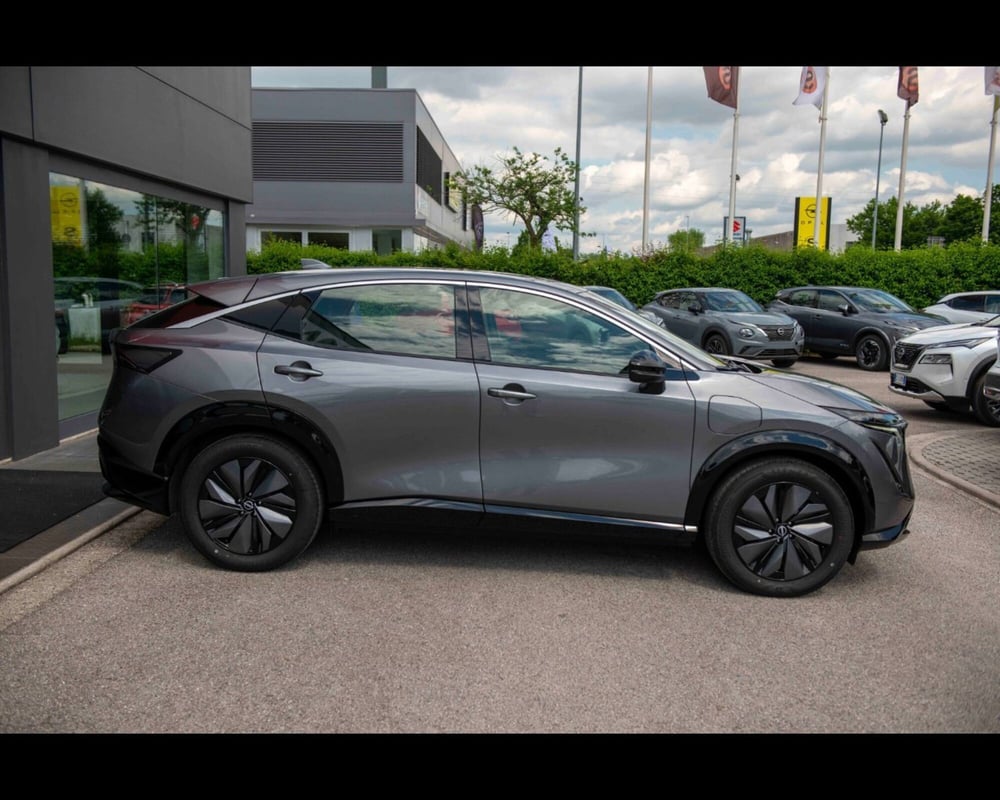 Nissan Ariya nuova a Treviso (5)