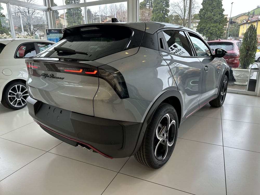 Alfa Romeo Junior nuova a Reggio Emilia (2)