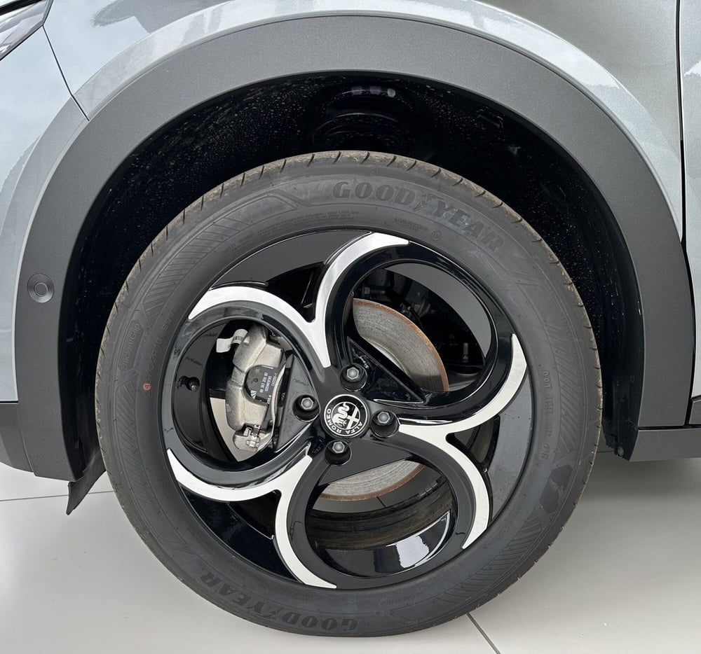 Alfa Romeo Junior nuova a Reggio Emilia (5)