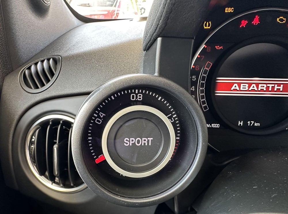 Abarth 595 nuova a Reggio Emilia (12)