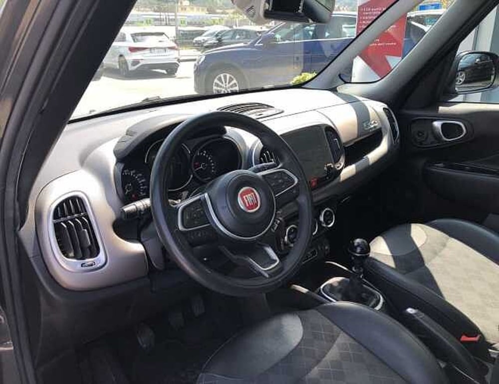 Fiat 500L usata a Lucca (10)