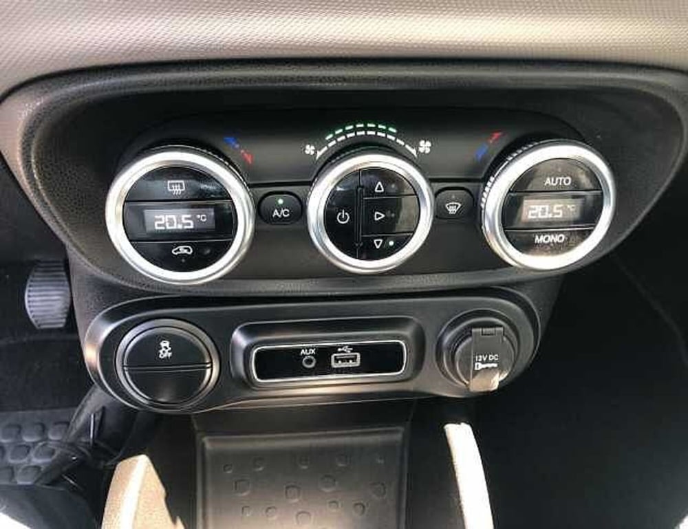 Fiat 500L usata a Lucca (13)