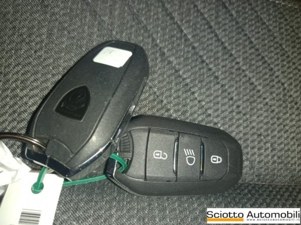 Peugeot 2008 usata a Messina (20)