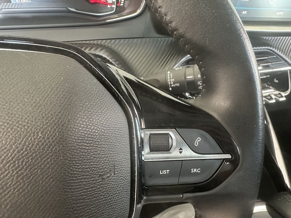 Peugeot 2008 usata a Milano (18)