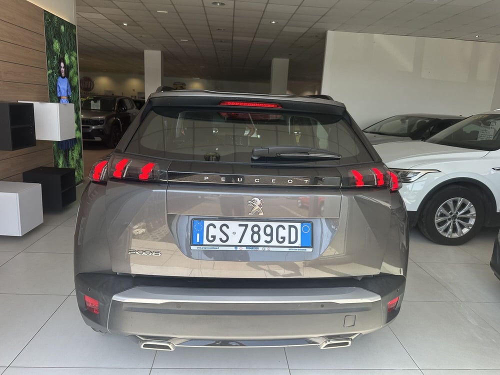 Peugeot 2008 usata a Milano (7)