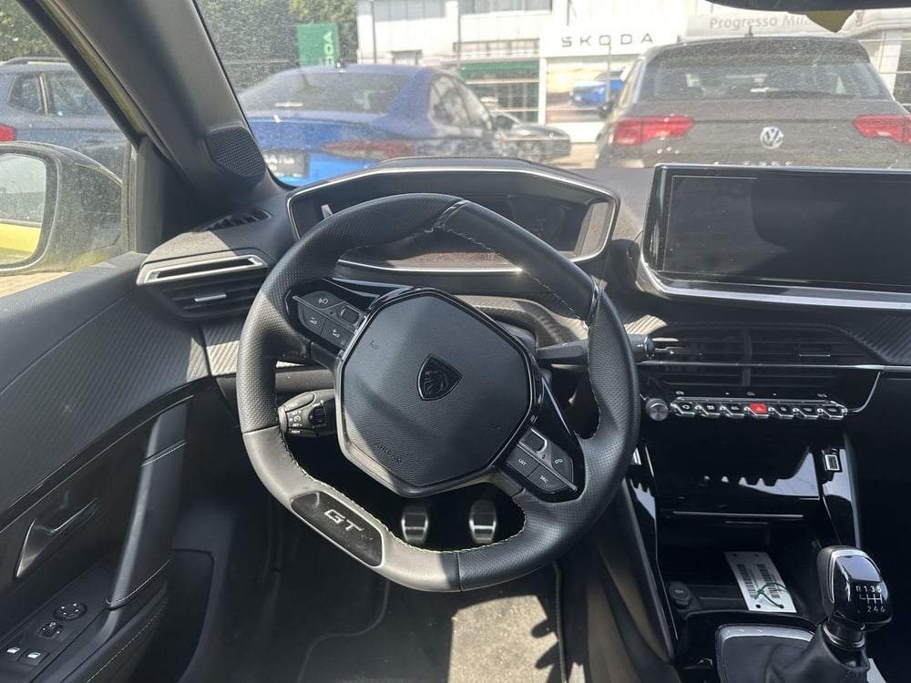 Peugeot 208 usata a Milano (17)