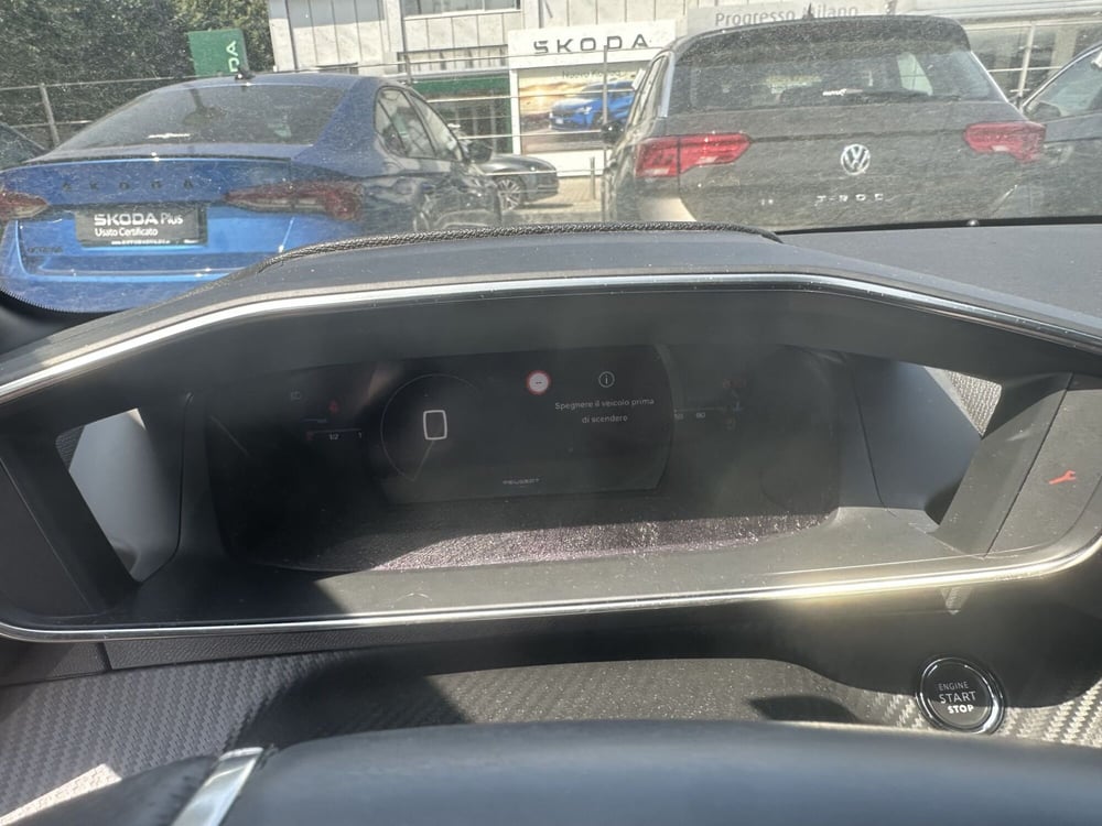 Peugeot 208 usata a Milano (18)