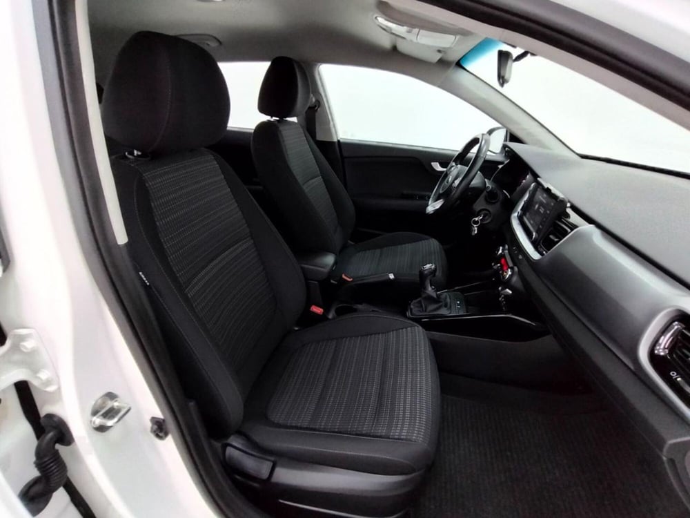 Kia Stonic usata a Como (3)