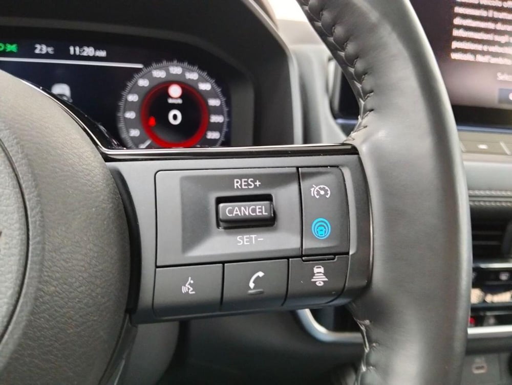 Nissan X-Trail usata a Como (11)