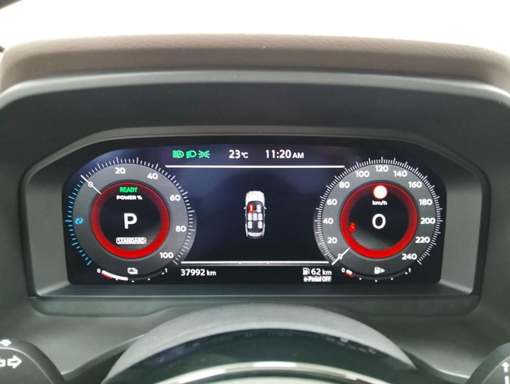 Nissan X-Trail usata a Como (12)