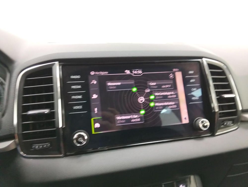 Skoda Karoq usata a Como (11)