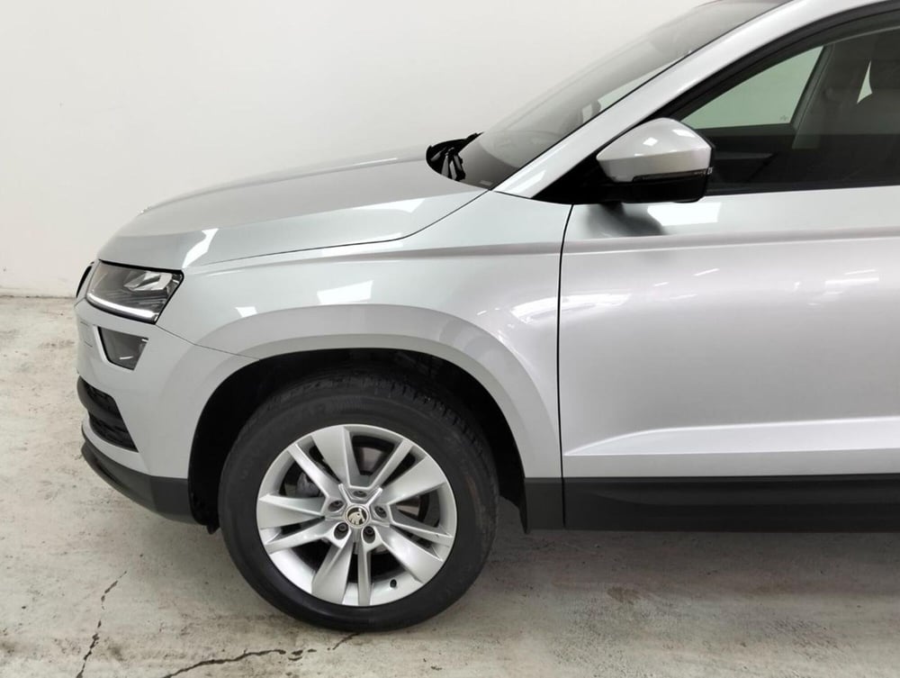 Skoda Karoq usata a Como (8)