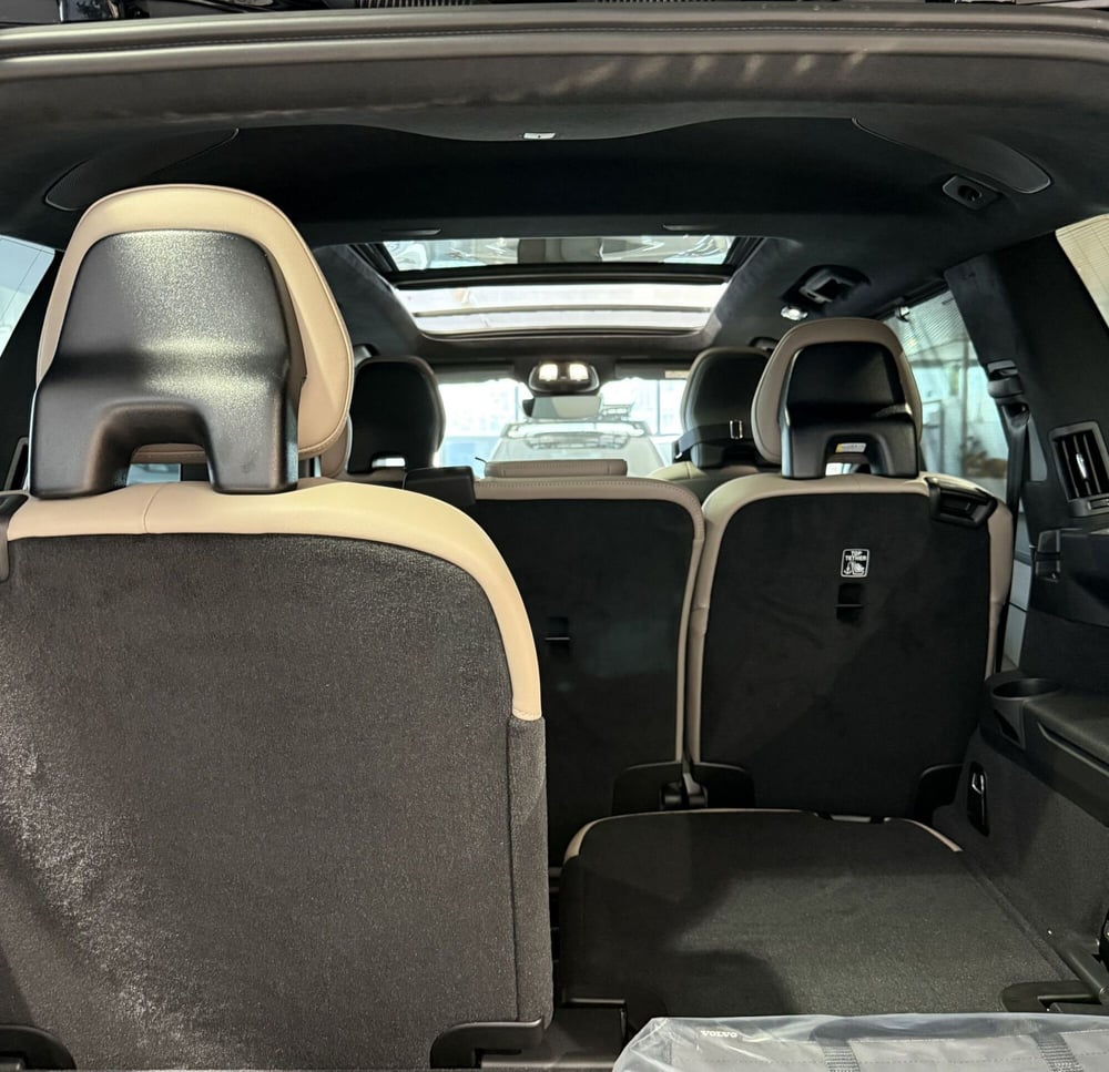 Volvo XC90 nuova a Parma (10)