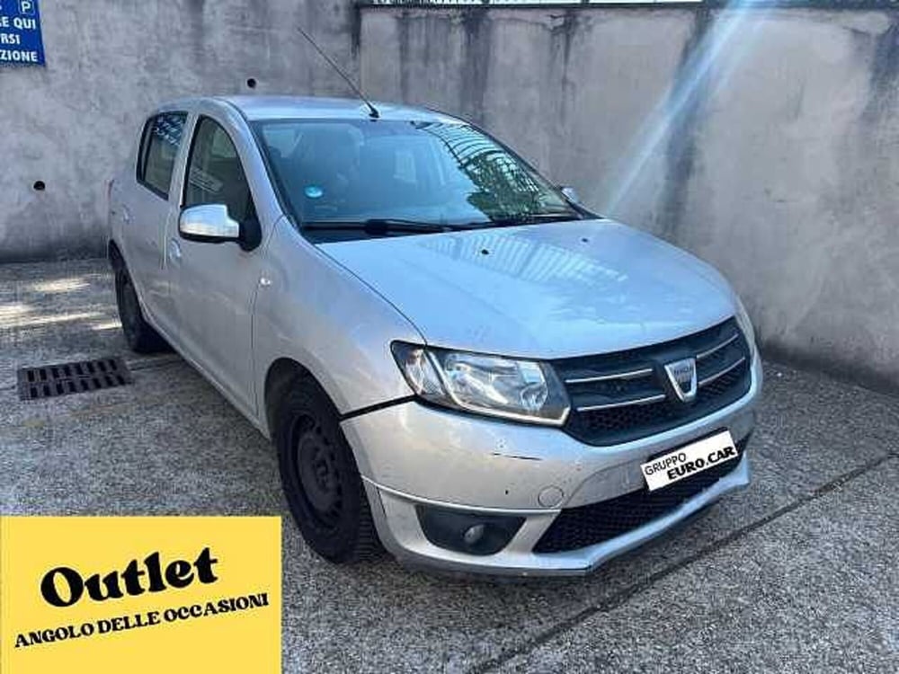 Dacia Sandero usata a Roma (2)