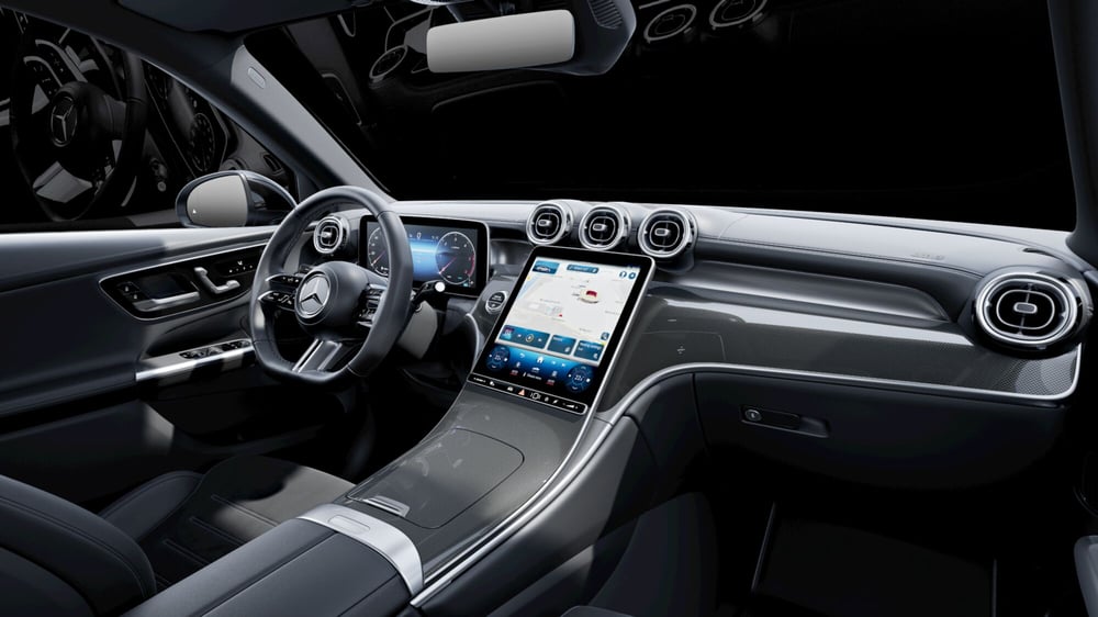 Mercedes-Benz GLC nuova a Milano (8)