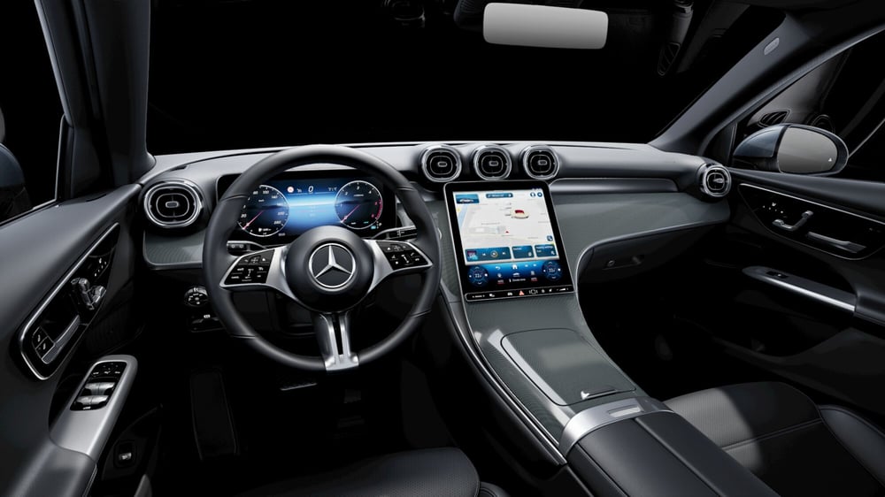 Mercedes-Benz GLC nuova a Milano (5)