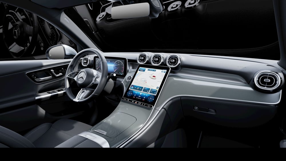 Mercedes-Benz GLC nuova a Milano (8)