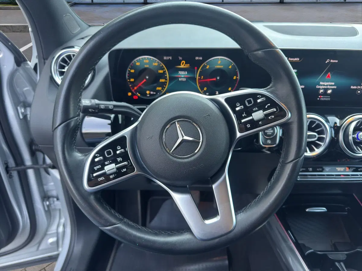 Mercedes-Benz GLA SUV usata a Cosenza (10)