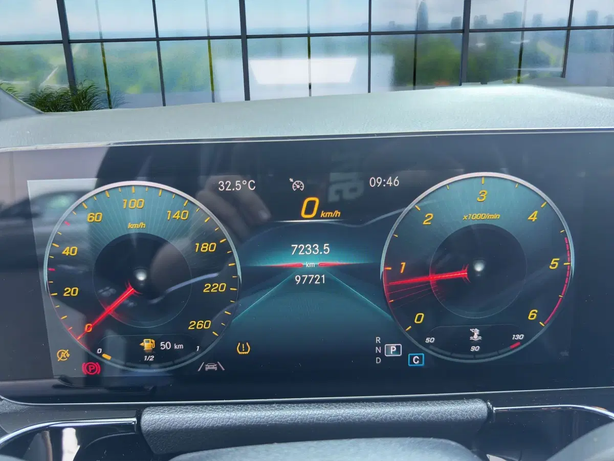 Mercedes-Benz GLA SUV usata a Cosenza (11)
