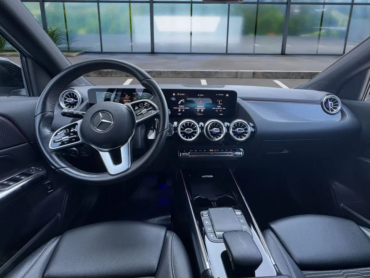 Mercedes-Benz GLA SUV usata a Cosenza (14)