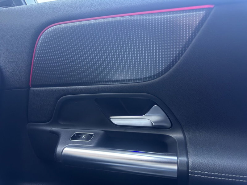 Mercedes-Benz GLA SUV usata a Cosenza (17)