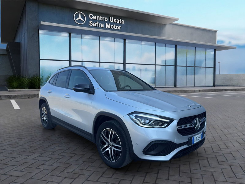 Mercedes-Benz GLA SUV usata a Cosenza (8)