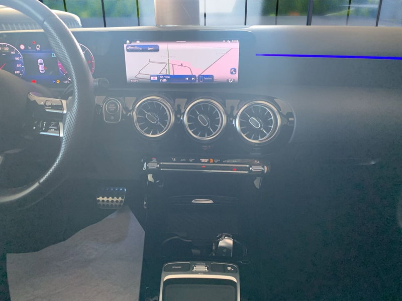 Mercedes-Benz Classe A Sedan usata a Cosenza (16)