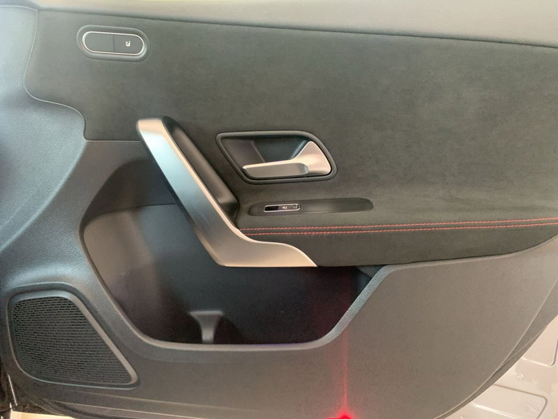 Mercedes-Benz Classe A Sedan usata a Cosenza (17)