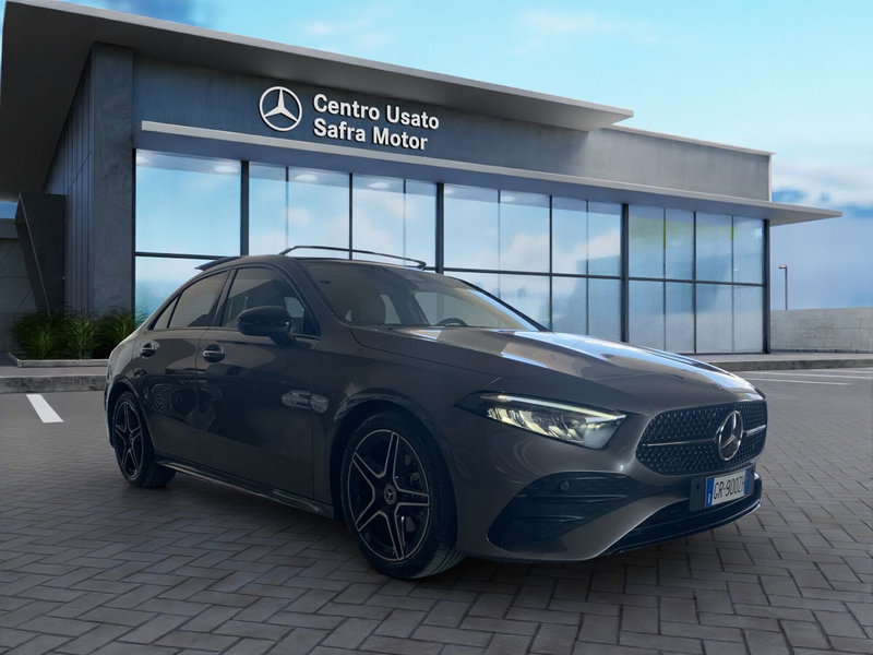 Mercedes-Benz Classe A Sedan usata a Cosenza (8)