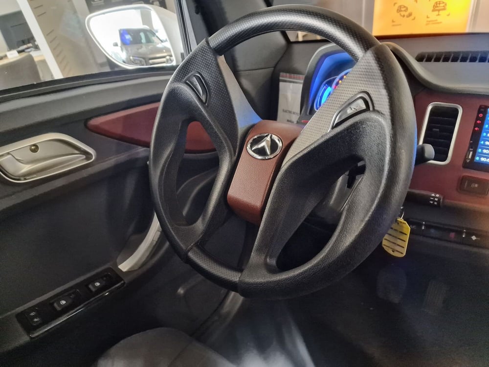 Xev XEV LS usata a Messina (11)