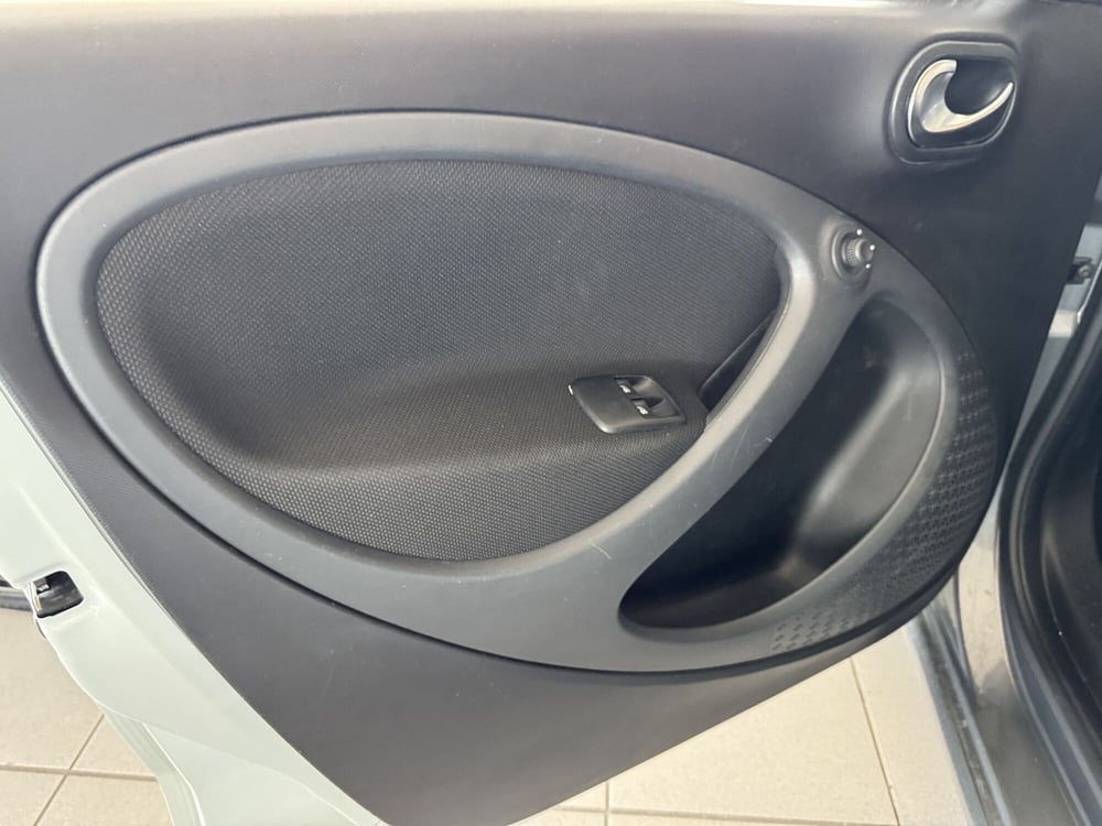 smart forfour usata a Messina (6)